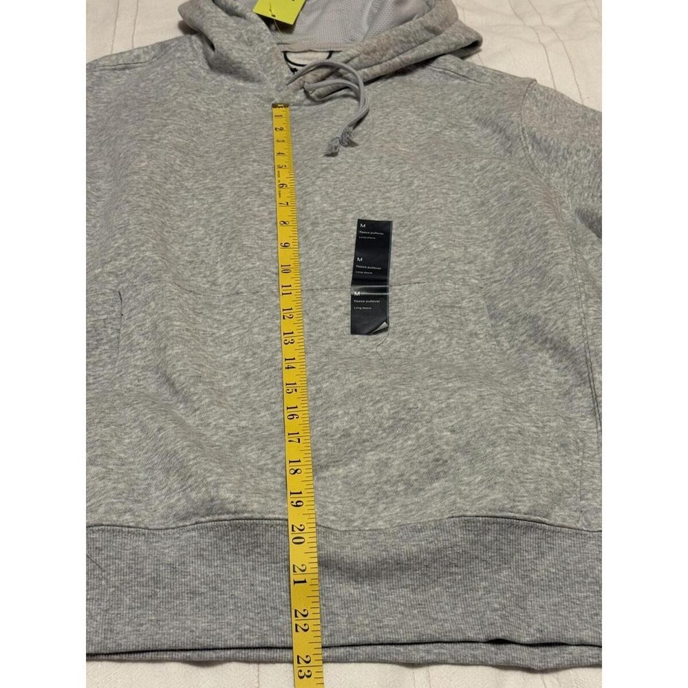 NWT All in Motion Hoodie Size Medium - Picture 6 of 7